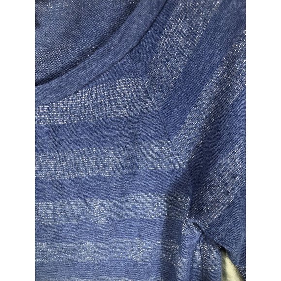 Mossimo, Long sleeve T-shirt women’s blue striped silver sparkle size medium￼ - Picture 2 of 12